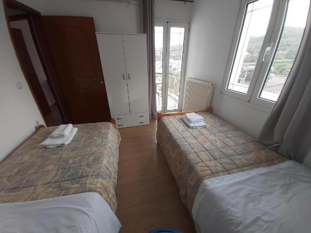 Bodikos Apartments Pitsidia Buitenkant foto